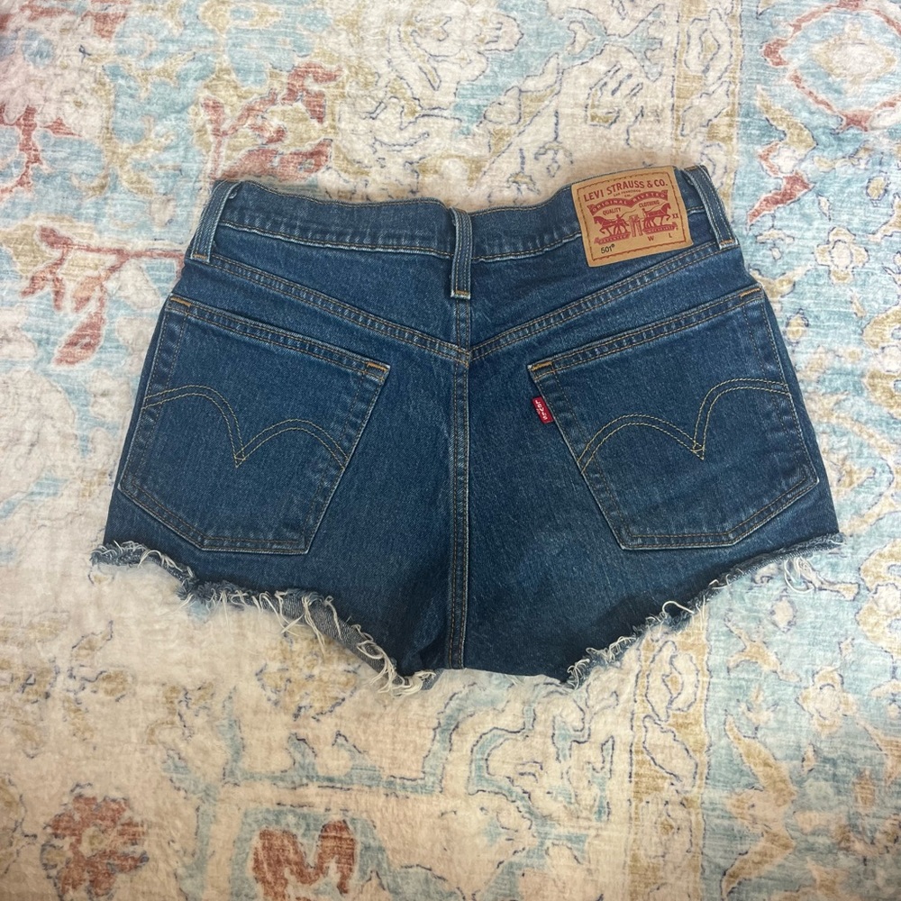 Levi 501 button fly cut off shorts waist 26”